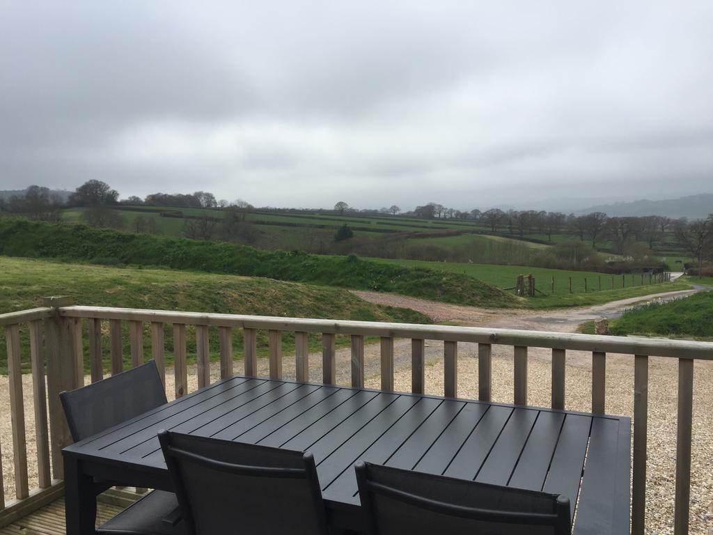 Wyke Farm Hotell Axminster Exteriör bild